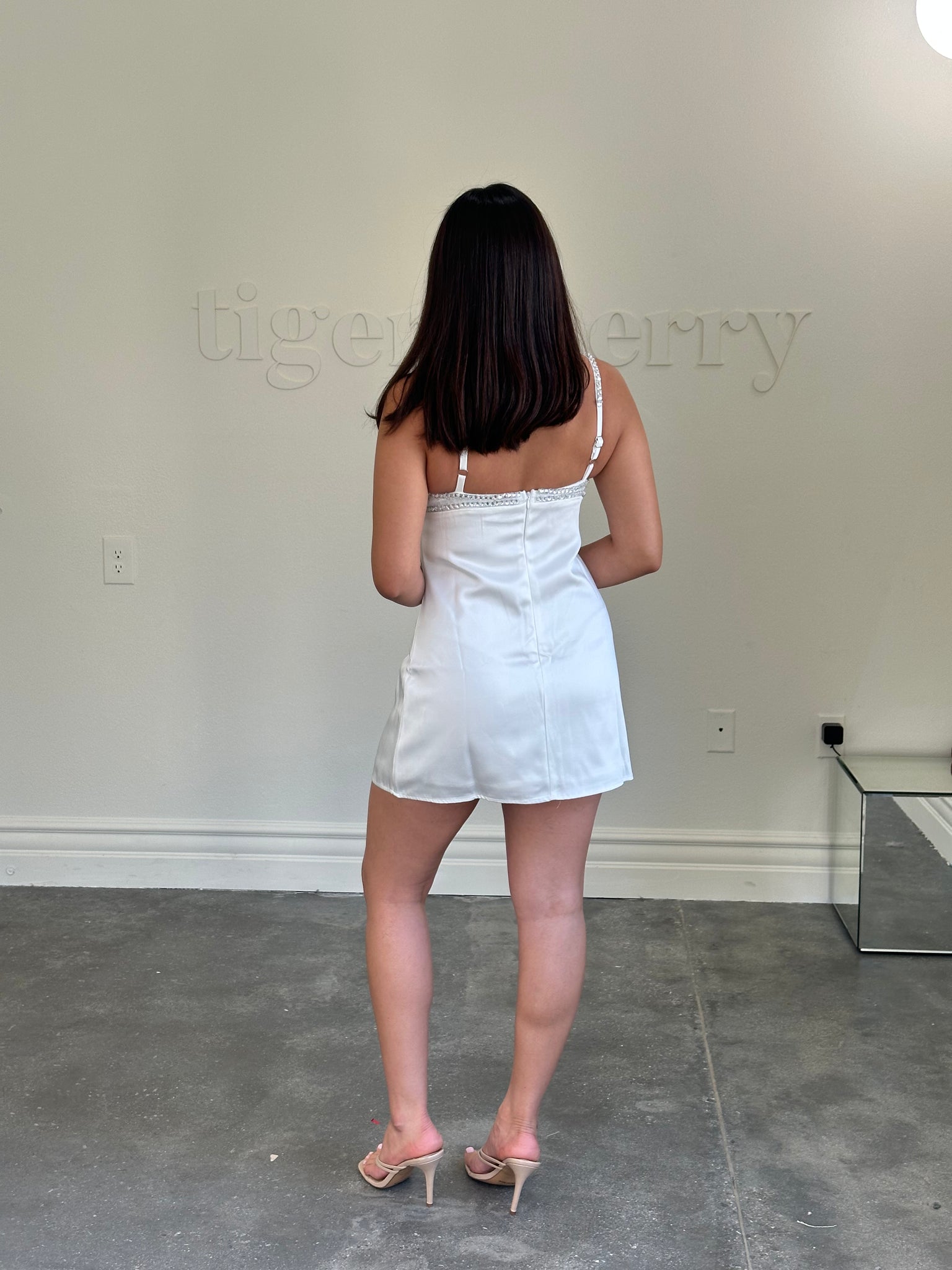 taylor dress (WHITE)