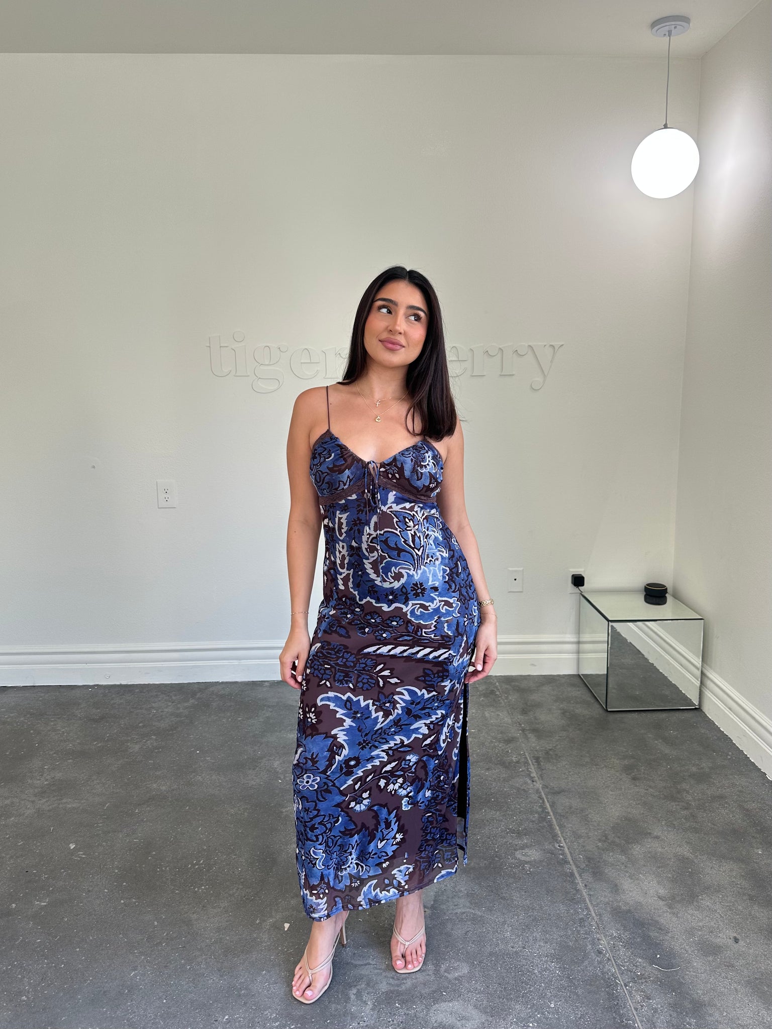 lori dress (BROWN/NAVY)