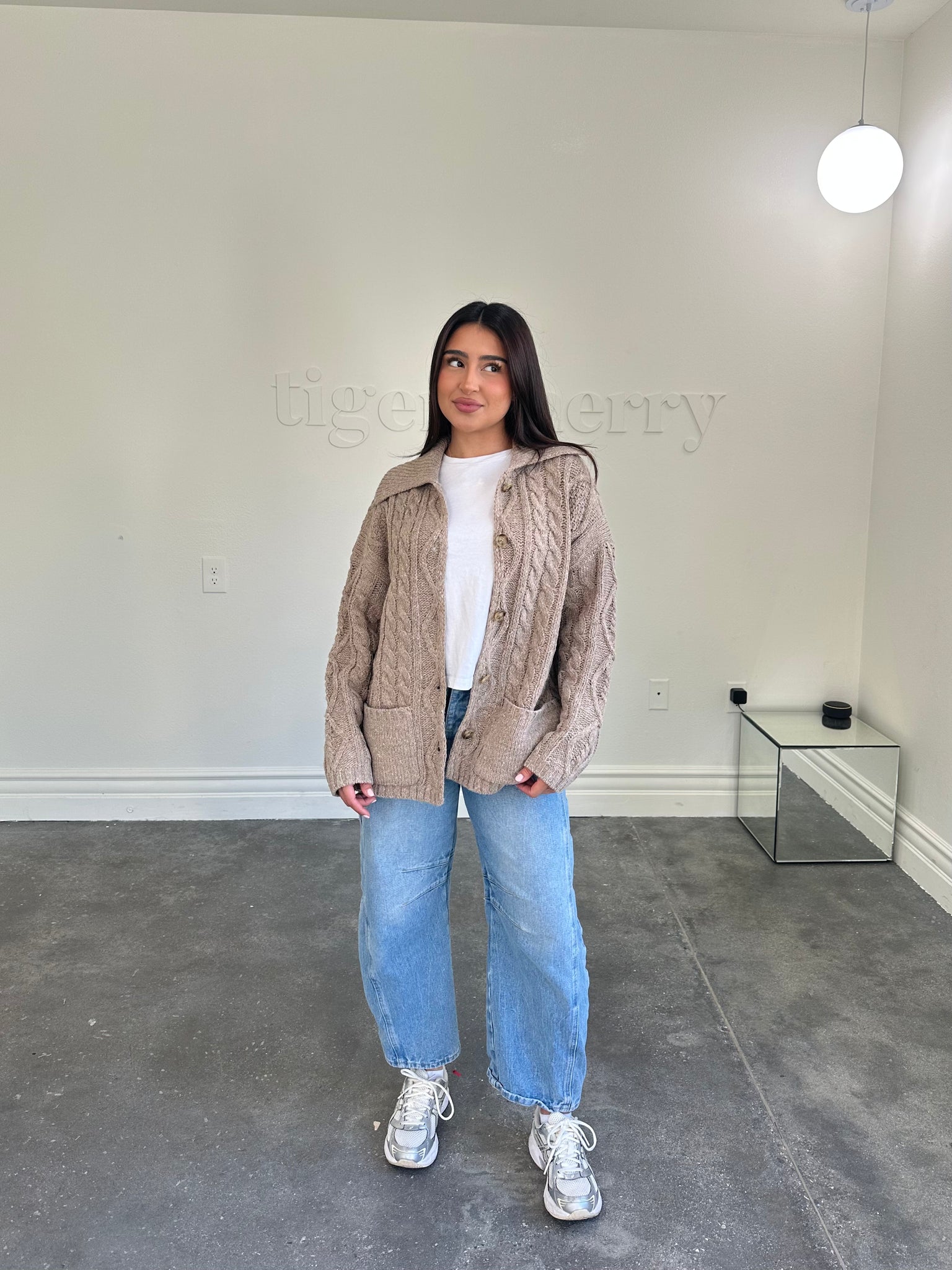 ashley cardigan (BEIGE)