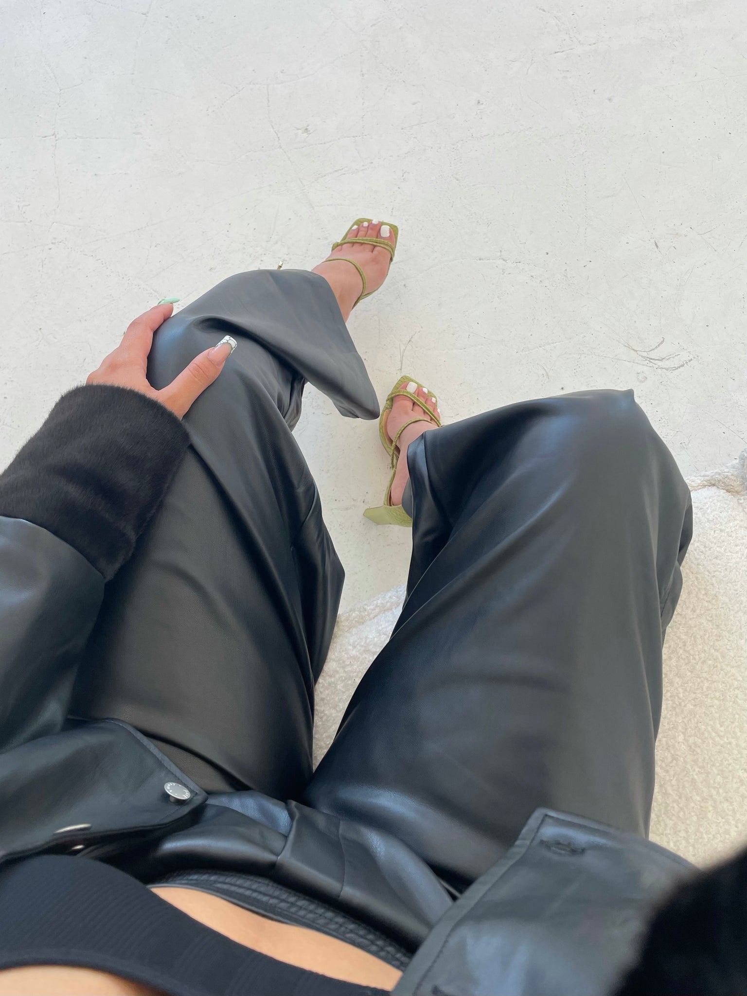 damaris leather pants (BLACK)