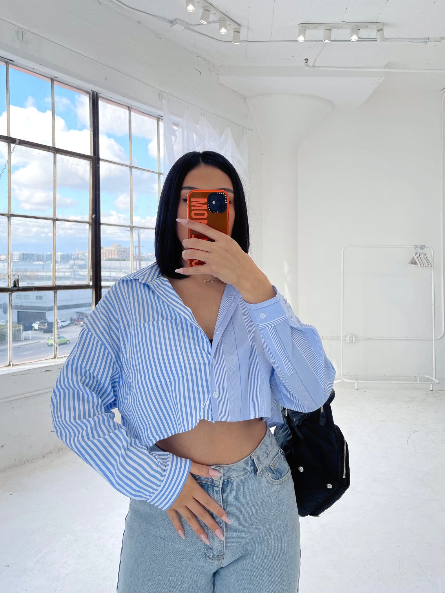 bella button up top (BABY BLUE)